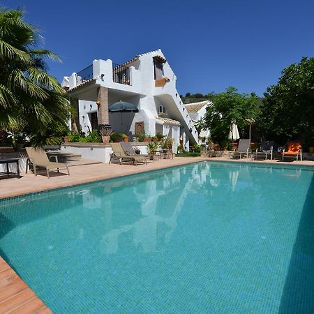 Cortijo La Haza Bed & Breakfast Iznajar Bagian luar foto