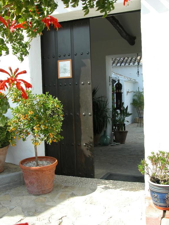 Cortijo La Haza Bed & Breakfast Iznajar Bagian luar foto