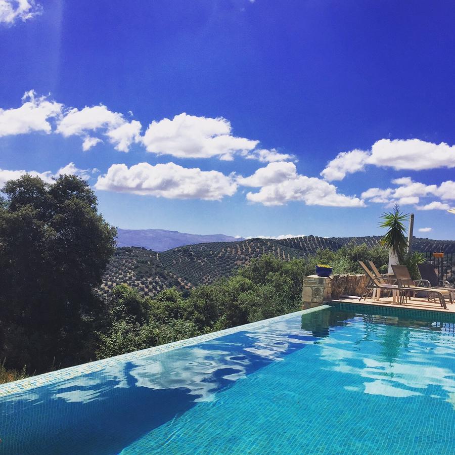 Cortijo La Haza Bed & Breakfast Iznajar Bagian luar foto